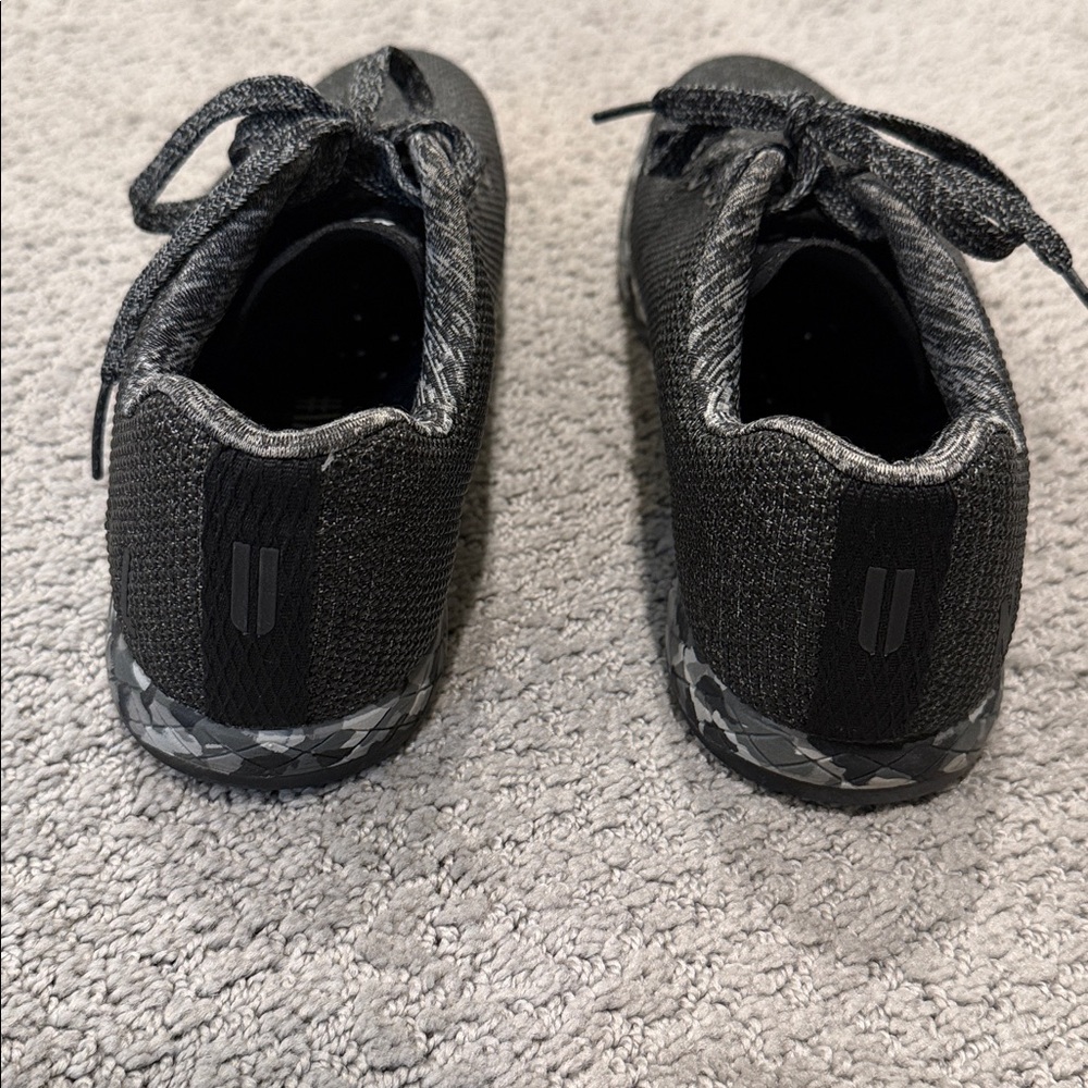 NOBULL Sneakers - Women’s Size 9 / Men Size 7.5 - Picture 4 of 7